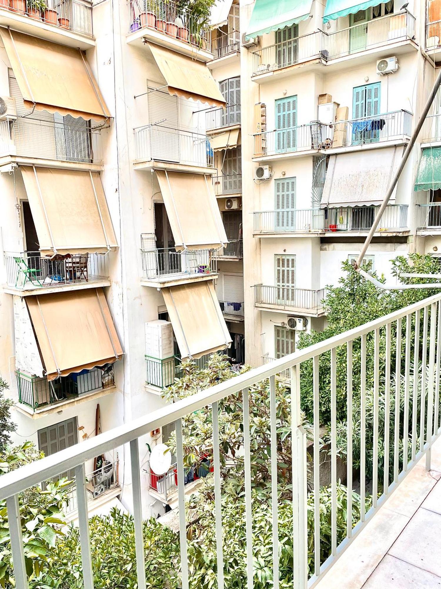 Comfy And Spacious Two Bedroom Apartment With Balcony Афіни Екстер'єр фото